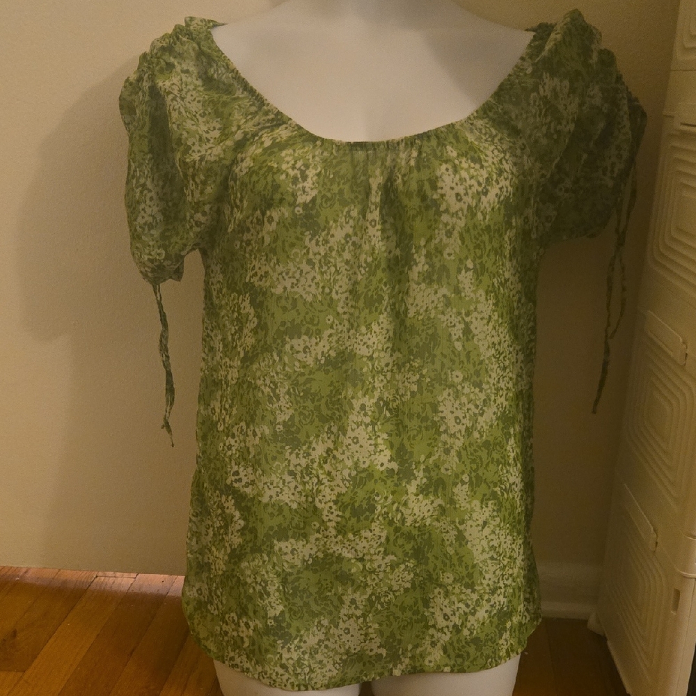Apostrophe Green and White Smocked Blouse